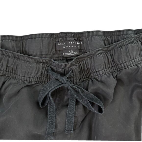 EUC Social Standard by‎ Sanctuary Women's Wide Leg Cargo Pant Size L - Picture 2 of 5